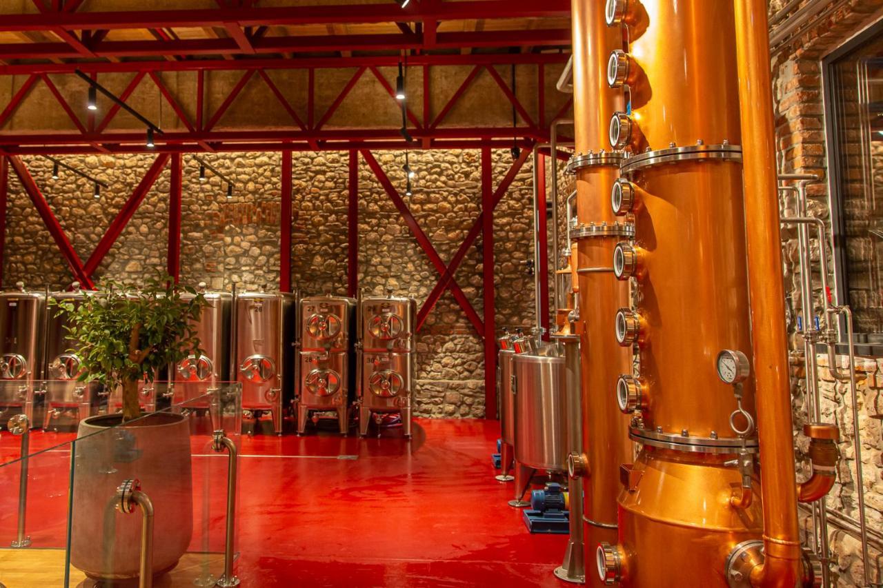 Melesin Distillery Leskovik Zewnętrze zdjęcie